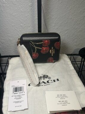 NWT Coach Zip Card Case Cherry Print Black Multi
